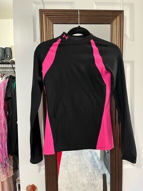 Under Armour black & pink cold gear long sleeve top